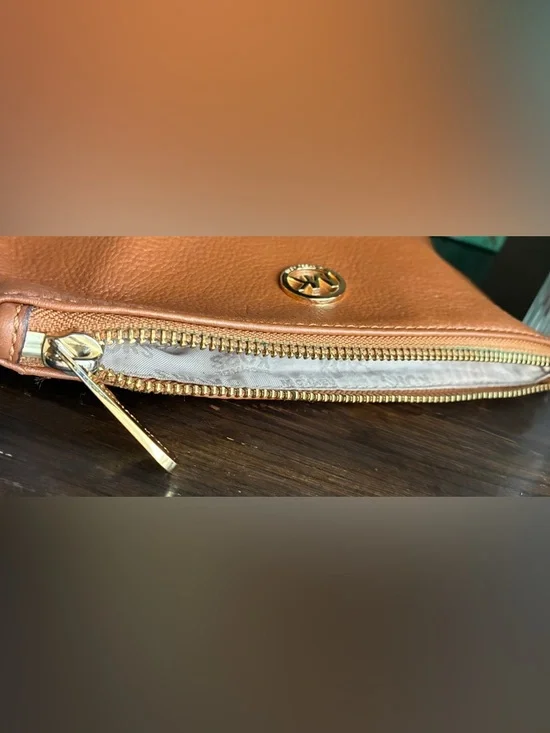 MICHAEL Michael Kors Cognac Pebbled Leather Cosmetic Pouch with Gold Hardware - Picture 6 of 8